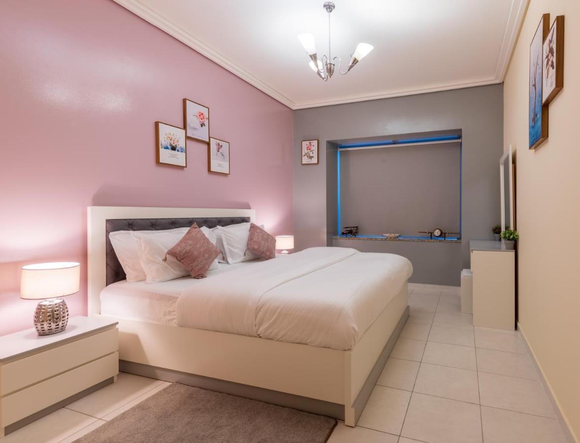 Trinity Holiday Homes - Sheikh Zayed Road Near To Financial Center Metro Station Ντουμπάι Εξωτερικό φωτογραφία