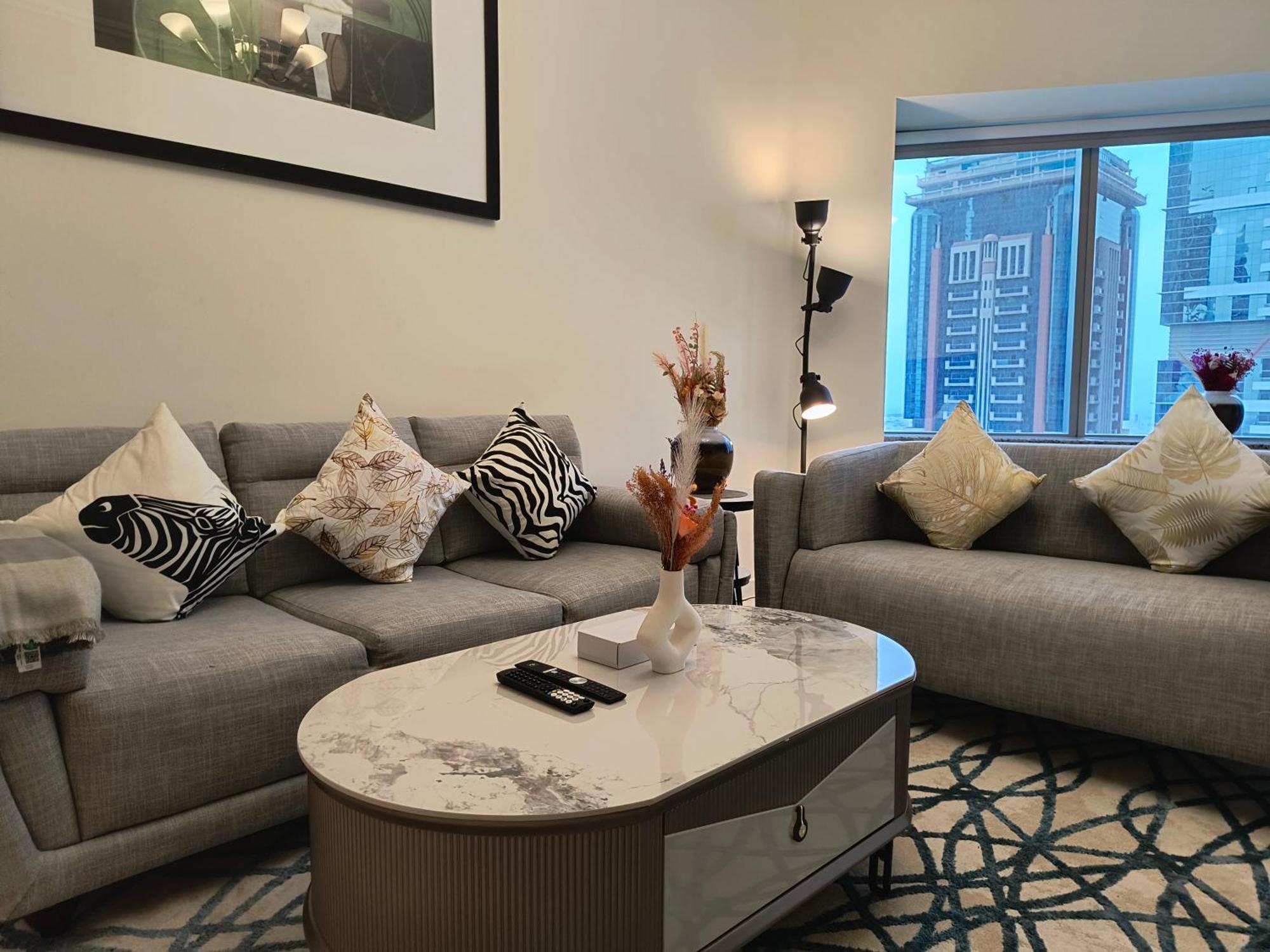 Trinity Holiday Homes - Sheikh Zayed Road Near To Financial Center Metro Station Ντουμπάι Εξωτερικό φωτογραφία