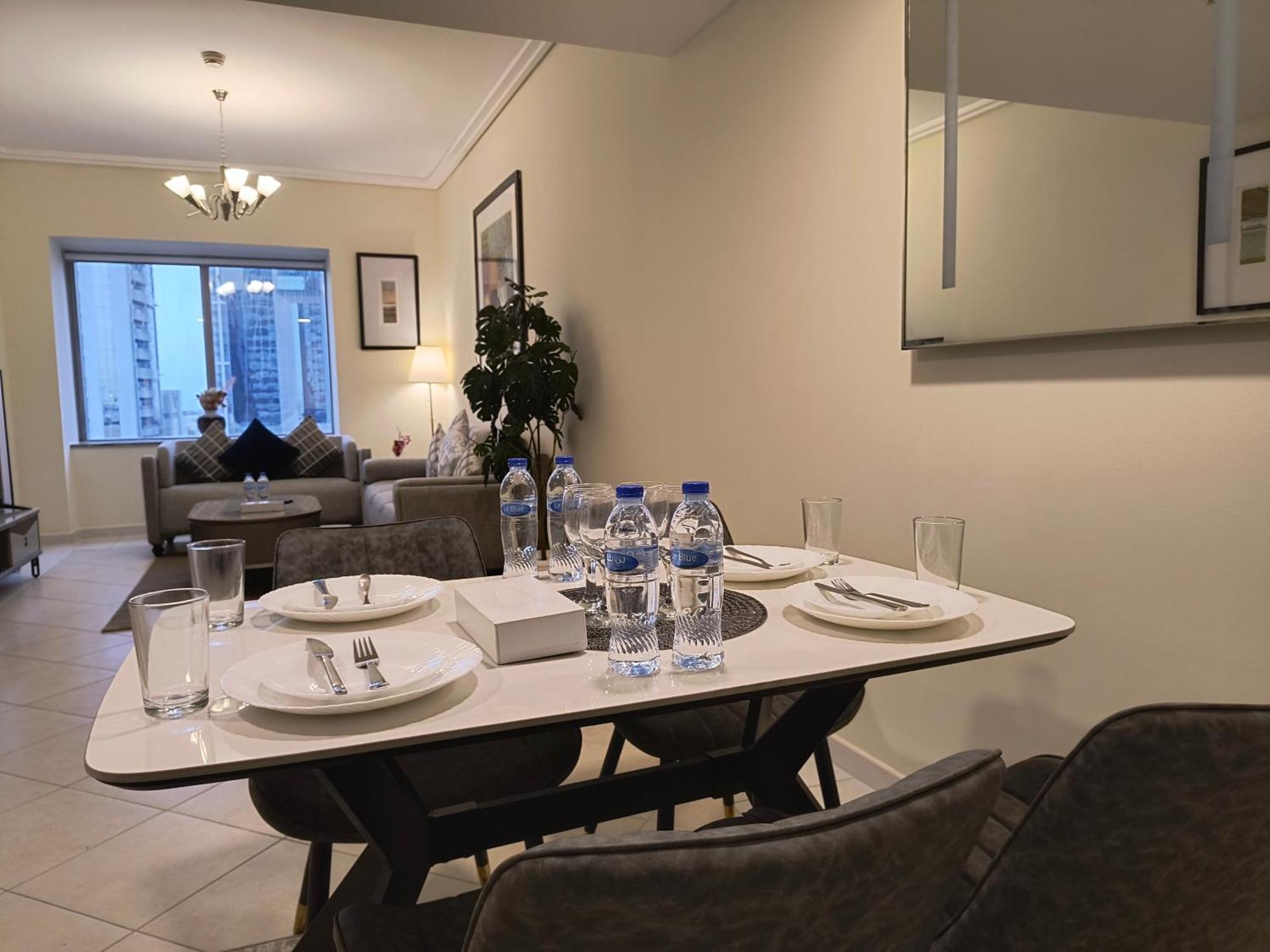 Trinity Holiday Homes - Sheikh Zayed Road Near To Financial Center Metro Station Ντουμπάι Εξωτερικό φωτογραφία
